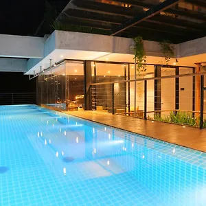 4* ホテル Lakewood